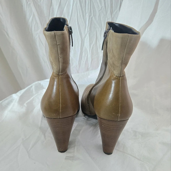 Ecco Ankle Booties - Picture 6 of 12